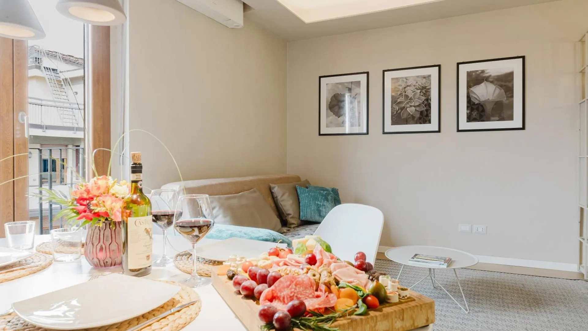 Santa Caterina Deluxe Apartment Florence