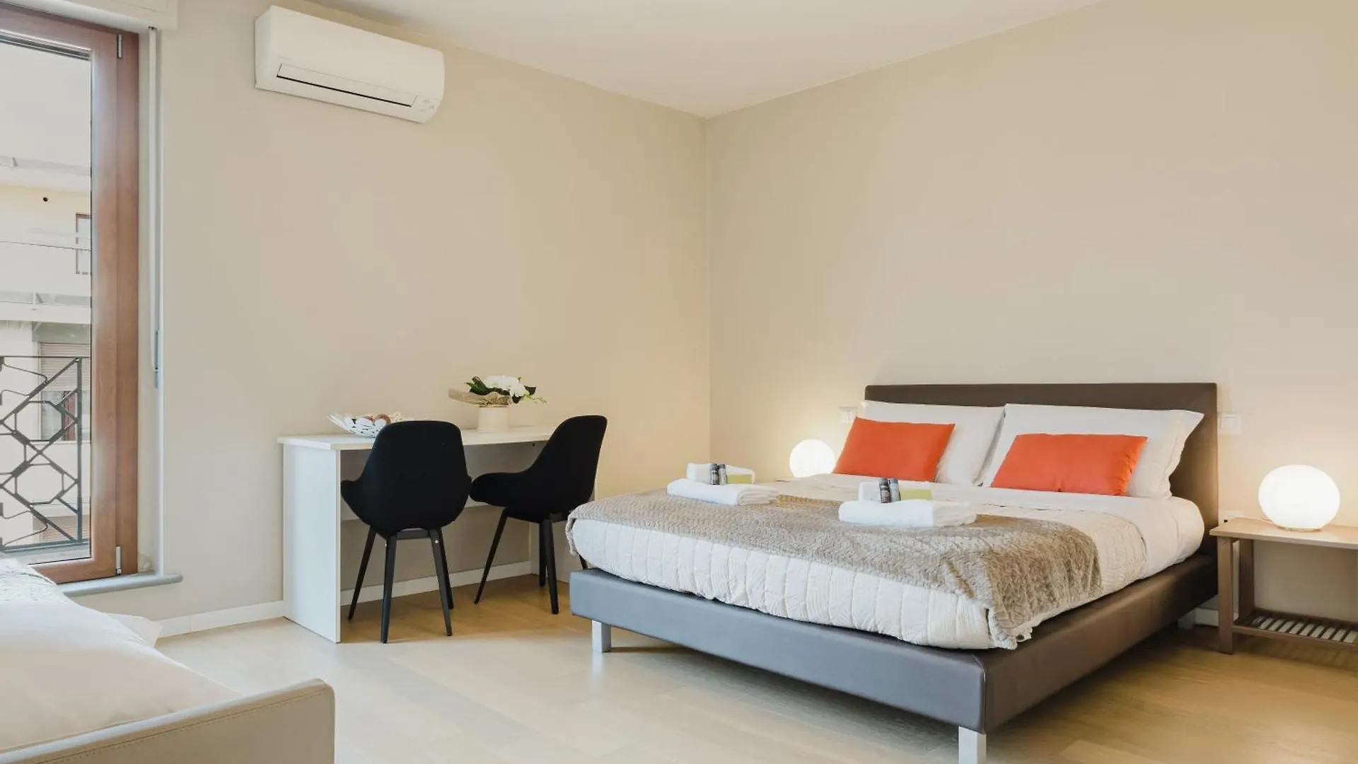 Santa Caterina Deluxe Apartment Florence Italy
